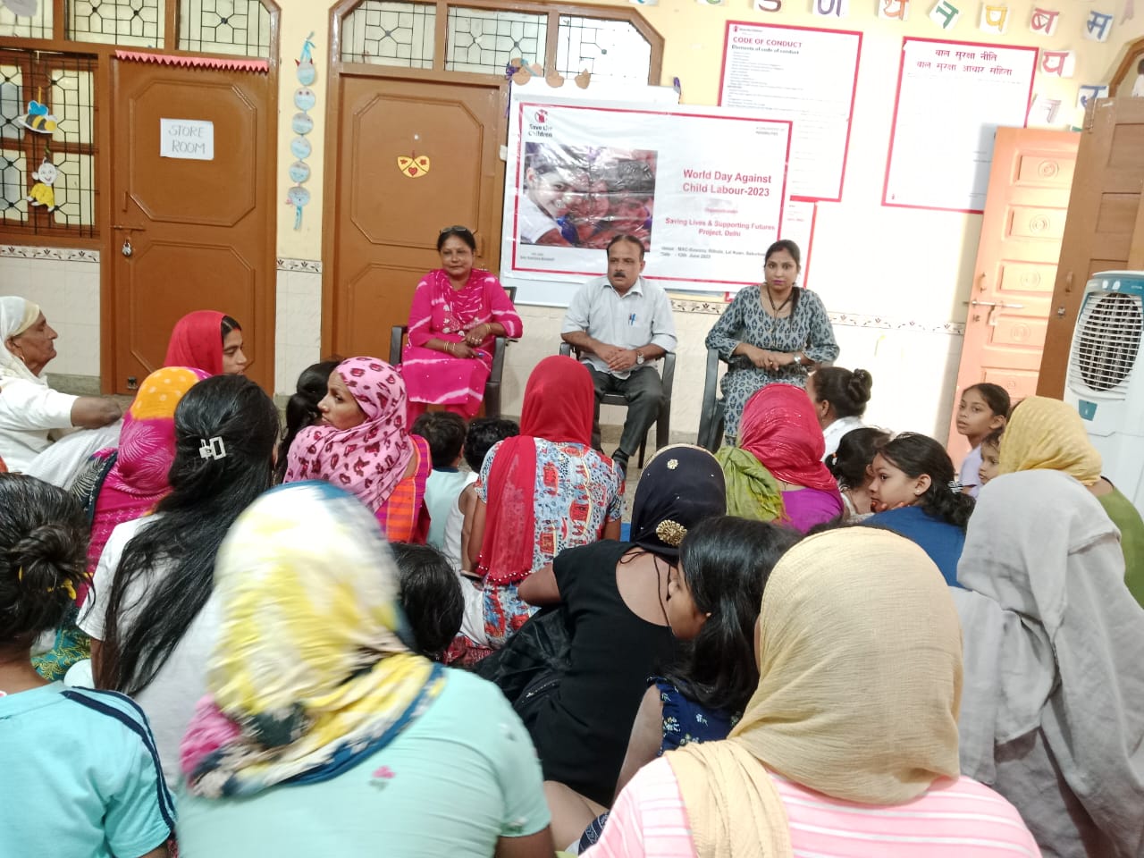 विश्व बाल श्रम निषेध दिवस पर अभिभावको के लिये जागरूकता कार्यक्रम का आयोजन