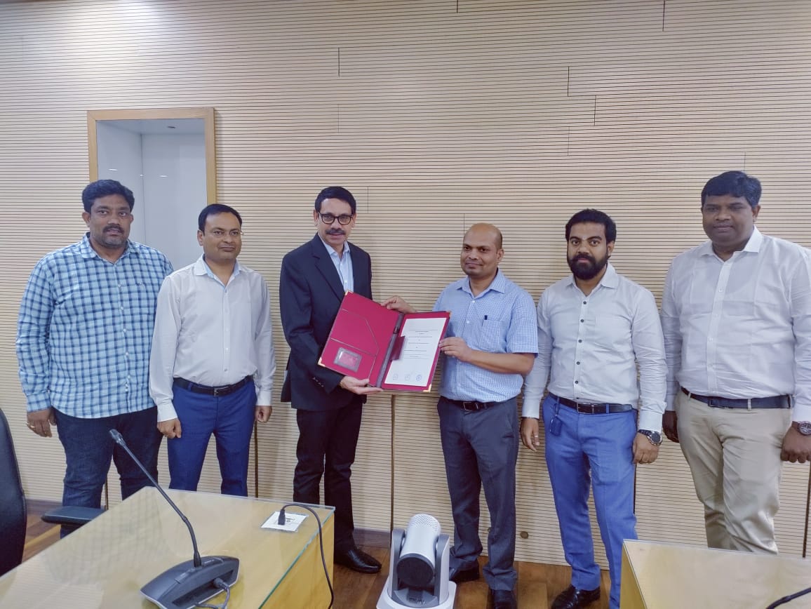 आरईसीपीडीसीएल ने मेघा इंजीनियरिंग एंड इंफ्रास्ट्रक्चर लिमिटेड को मेरठ शामली पावर ट्रांसमिशन एसपीवी सौंपी